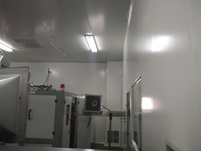 吉拓機械走向世界無菌凈化生產線吹瓶機